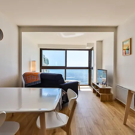 Au Pied De La Plage, Vue Imprenable Sur La Apartman