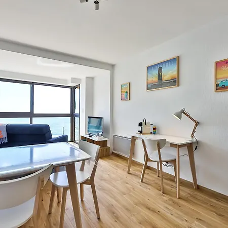 Au Pied De La Plage, Vue Imprenable Sur La Apartman Les Sables-dʼOlonne