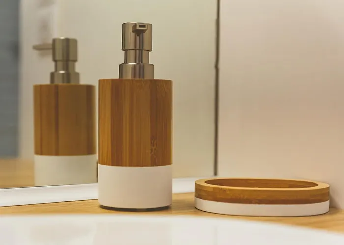 公寓 Au Pied De La Plage, Vue Imprenable Sur La 莱萨布勒-多洛讷