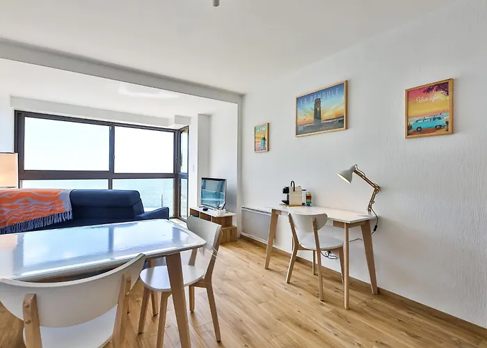 Au Pied De La Plage, Vue Imprenable Sur La 公寓 莱萨布勒-多洛讷