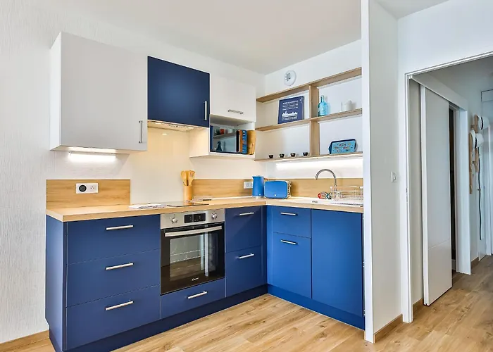 Au Pied De La Plage, Vue Imprenable Sur La *